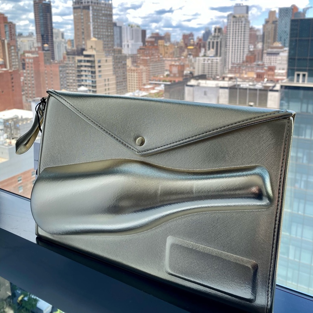 Oak Lane Champagne Wine Clutch!